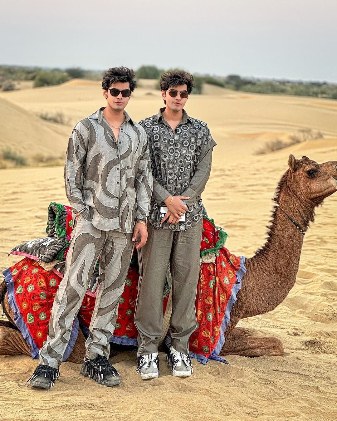 Fluid Shirt with Pants