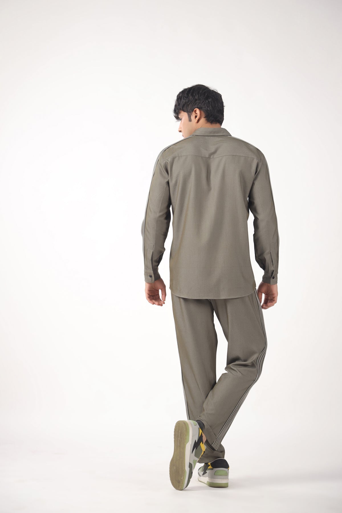 Straight Line Shirt with Pants