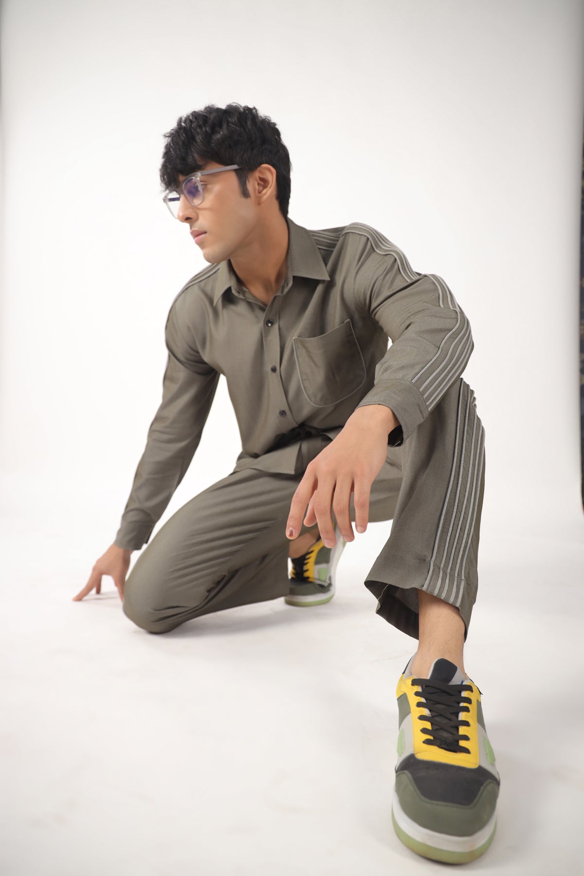 Straight Line Shirt with Pants