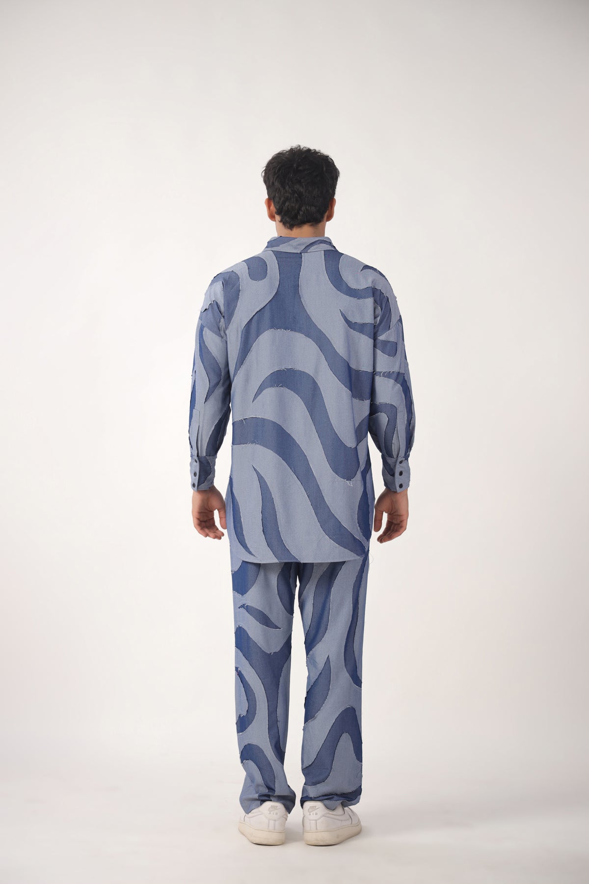 Fluid Shirt with Pants