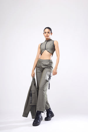 Hina Khan in mesh crop top and cargo pants poses fearlessly with a snake  Pics  Fashion Trends  Hindustan Times